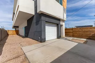 1933 E Monroe St, Phoenix, AZ 85034 - Photo 18