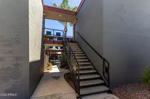 1241 E Medlock Dr, Phoenix, AZ 85014 - Photo 1