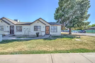 3351 N 69th Dr, Phoenix, AZ 85033 - Photo 1