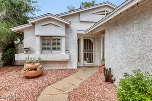 506 W Beverly Ln, Phoenix, AZ 85023 - Photo 1