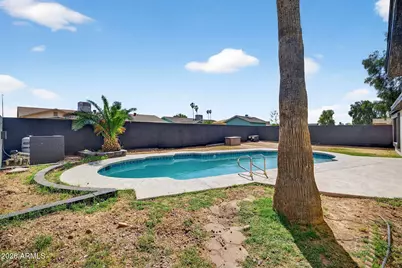 8531 W Vale Drive, Phoenix, AZ 85037 - Photo 10