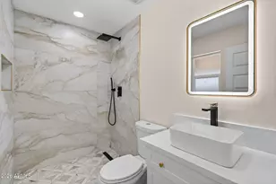 8531 W Vale Dr, Phoenix, AZ 85037 - Photo 22