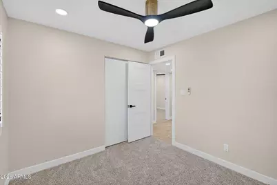 8531 W Vale Drive, Phoenix, AZ 85037 - Photo 18