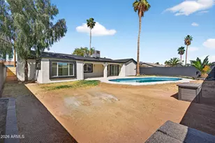 8531 W Vale Dr, Phoenix, AZ 85037 - Photo 14