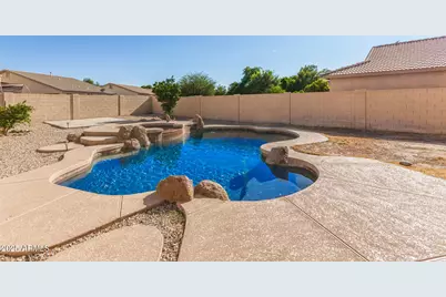 11625 W Monroe Street, Avondale, AZ 85323 - Photo 2