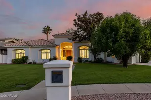103 W Vista Ave, Phoenix, AZ 85021 - Photo 1