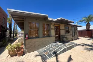 902 E Palm Ln, Phoenix, AZ 85006 - Photo 1