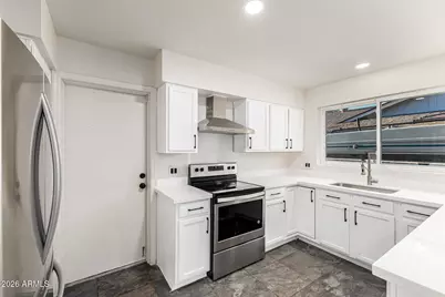 8521 N 53rd Drive, Glendale, AZ 85302 - Photo 4