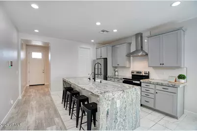 10760 W Buchanan Street, Avondale, AZ 85323 - Photo 1