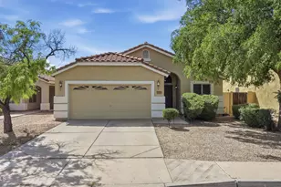 1300 S Heritage Dr, Gilbert, AZ 85296 - Photo 1
