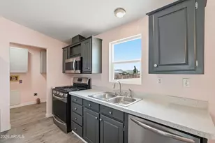33755 W Rainbow Trail, Arlington, AZ 85322 - Photo 16