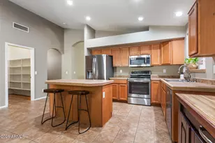 9854 E Rosemary Ln, Scottsdale, AZ 85260 - Photo 10
