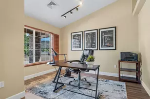 4910 Camino de Los Vientos, Flagstaff, AZ 86004 - Photo 12