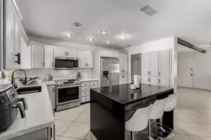 4019 N 60th Ave, Phoenix, AZ 85033 - Photo 1
