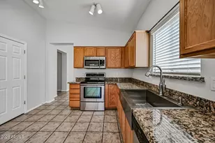 952 S Banning St, Gilbert, AZ 85296 - Photo 1
