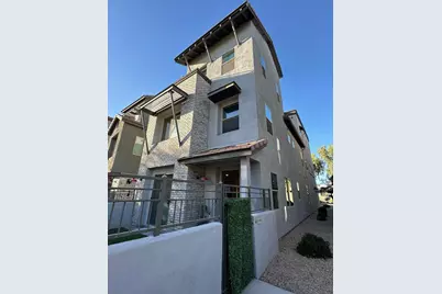 300 N Gila Springs Boulevard #Unit 110, Chandler, AZ 85226 - Photo 1