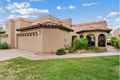 11646 N 40th Place, Phoenix, AZ 85028 - Photo 1