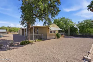 256 E Donna Dr, Queen Valley, AZ 85118 - Photo 1