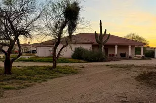 39029 N 21st Ave, Phoenix, AZ 85086 - Photo 2