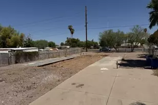 7640 E Gale Ave, Mesa, AZ 85209 - Photo 1