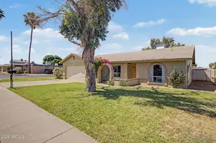 10632 N 49th Ave, Glendale, AZ 85304 - Photo 1