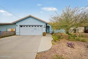 2722 E Marguerite Ave, Phoenix, AZ 85040 - Photo 1