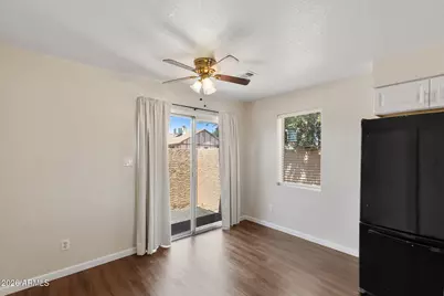 330 W Tonopah Drive #5, Phoenix, AZ 85027 - Photo 1