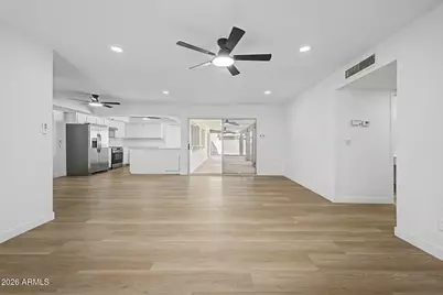 5122 W Royal Palm Road, Glendale, AZ 85302 - Photo 10