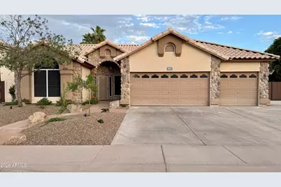 851 N Pineview Drive, Chandler, AZ 85226 - Photo 1