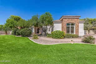 2816 E Clark Dr, Gilbert, AZ 85297 - Photo 1