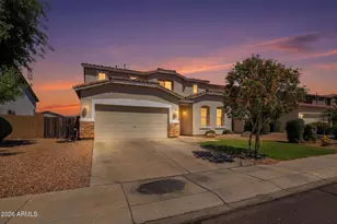 388 E Harold Dr, San Tan Valley, AZ 85140 - Photo 1