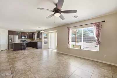 5603 S 27th Drive, Phoenix, AZ 85041 - Photo 8
