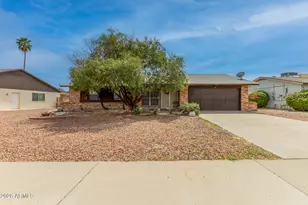 10513 W Diana Ave, Peoria, AZ 85345 - Photo 1