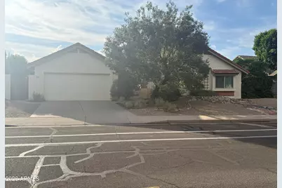 141 S Lakeview Boulevard, Chandler, AZ 85225 - Photo 1