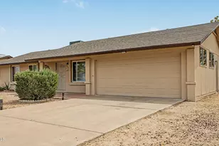 10537 W Lawrence Ln, Peoria, AZ 85345 - Photo 4