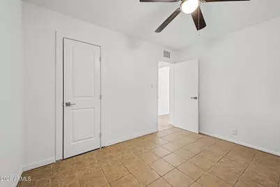 4501 W Crittenden Lane, Phoenix, AZ 85031 - Photo 24