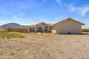 9354 S Deer Ridge Trail, Hereford, AZ 85615 - Photo 8