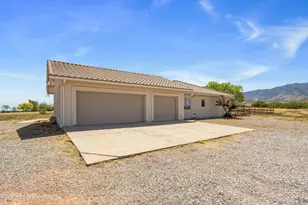 9354 S Deer Ridge Trail, Hereford, AZ 85615 - Photo 16