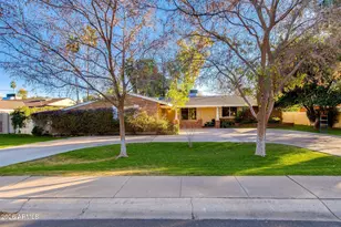 313 E Wagon Wheel Dr, Phoenix, AZ 85020 - Photo 1