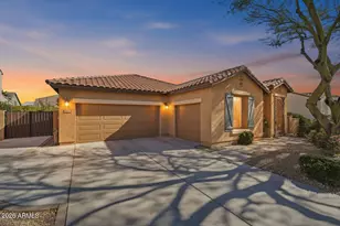 1796 W Macaw Dr, Chandler, AZ 85286 - Photo 1
