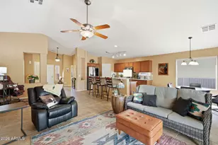 77 N Montoro Ln, Casa Grande, AZ 85194 - Photo 6