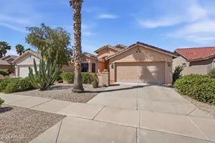77 N Montoro Ln, Casa Grande, AZ 85194 - Photo 2