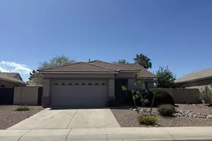 3725 E Sandy Way, Gilbert, AZ 85297 - Photo 1