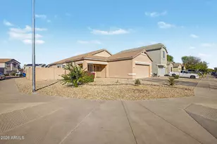 15039 N 172nd Ln, Surprise, AZ 85388 - Photo 8