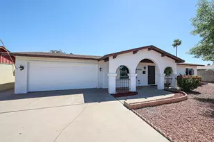 12009 N 34th St, Phoenix, AZ 85028 - Photo 1