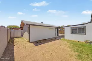 6313 W Monterey Way, Phoenix, AZ 85033 - Photo 22