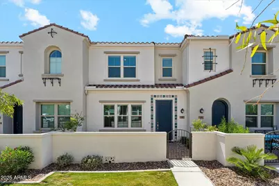 4077 S Sabrina Drive #Unit 30, Chandler, AZ 85248 - Photo 1