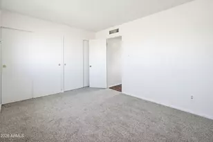 2621 N 47th Dr, Phoenix, AZ 85035 - Photo 16