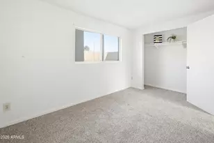 2621 N 47th Dr, Phoenix, AZ 85035 - Photo 22