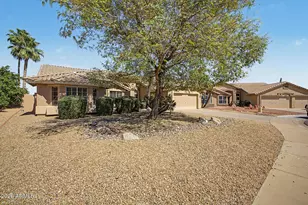 19105 N 90th Dr, Peoria, AZ 85382 - Photo 2